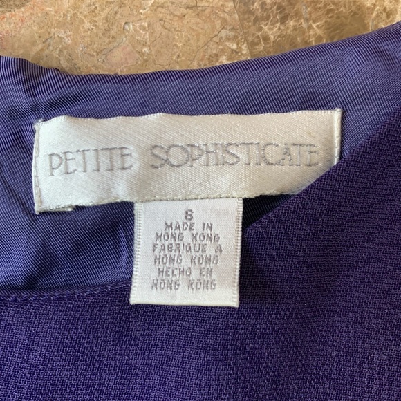 Dress - Picture 3 of 3